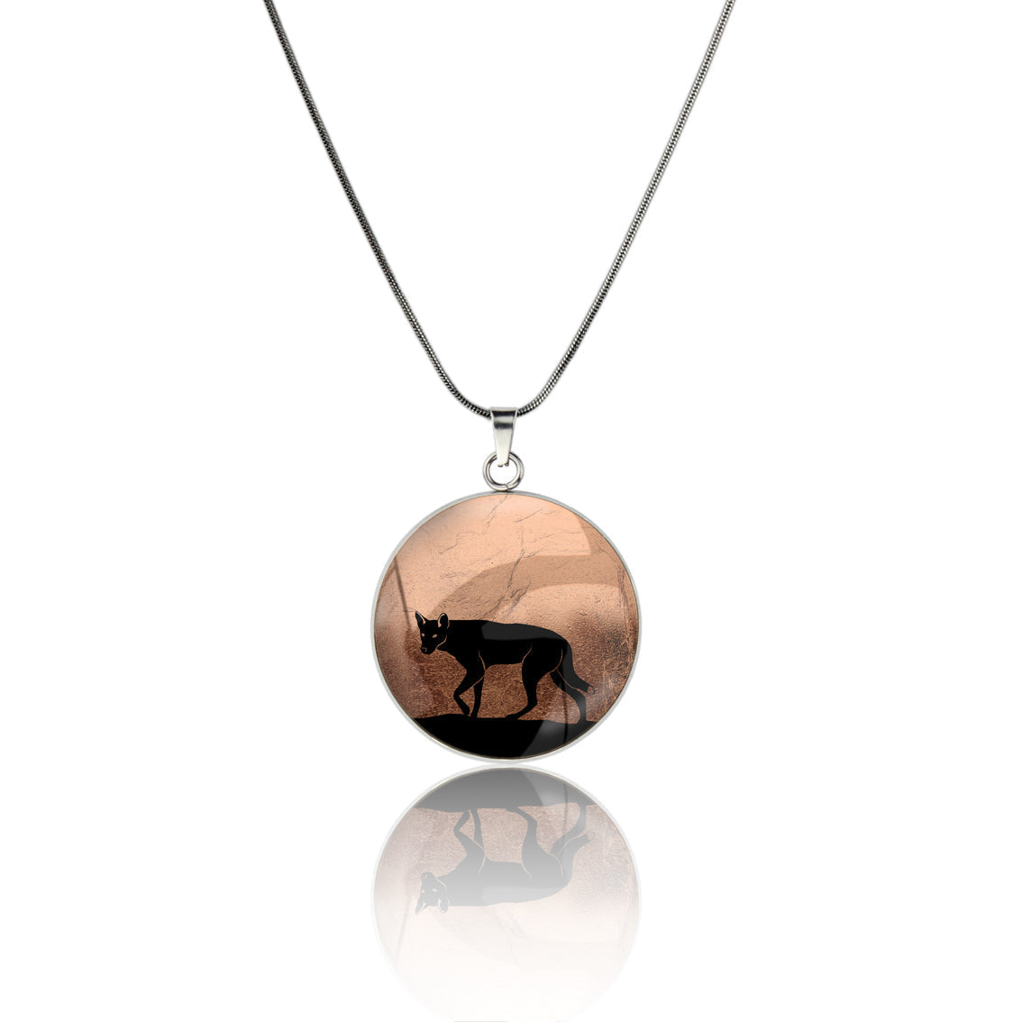 DINGO CIRCLE PENDANT ON A CHAIN NECKLACE - MFY210S - on Satchel