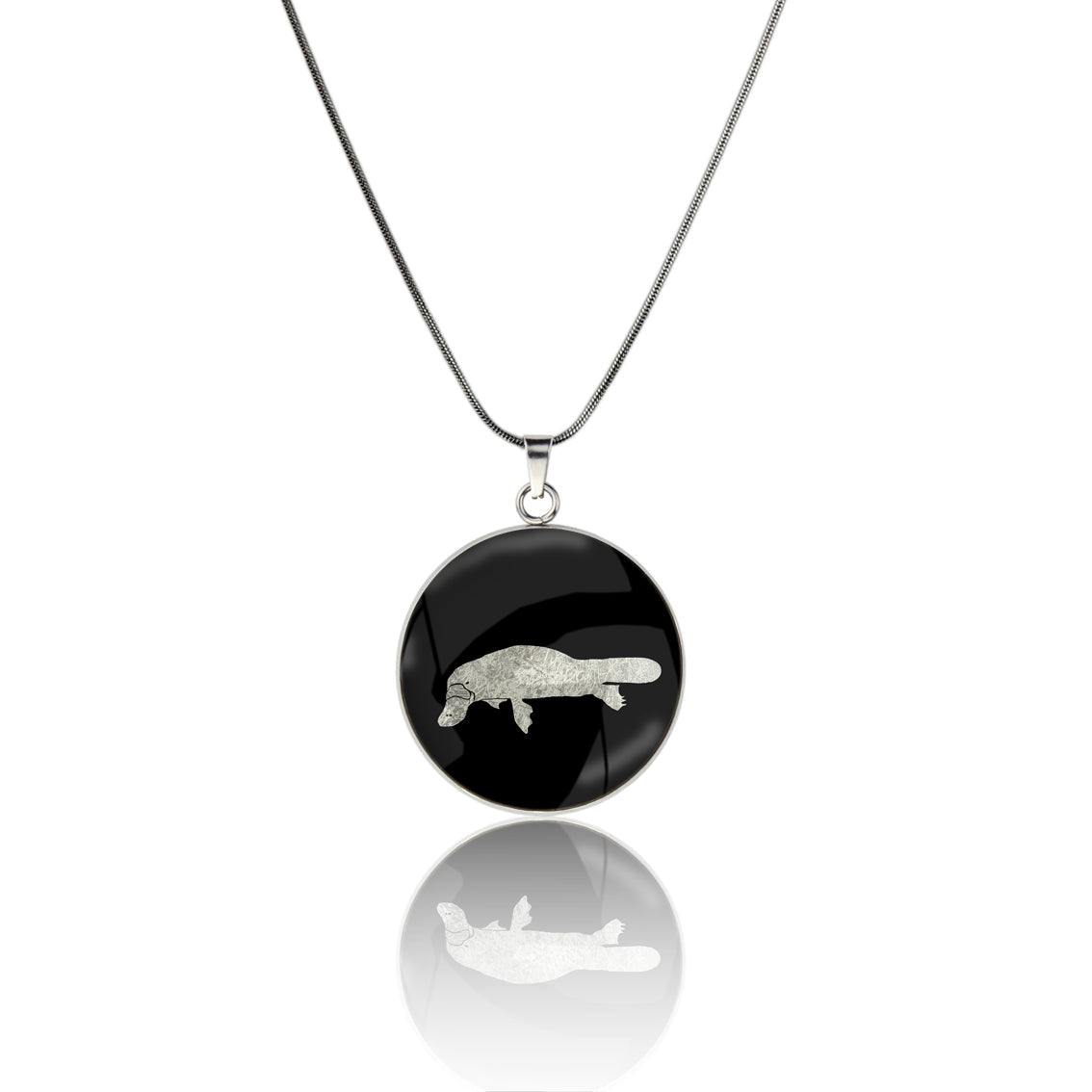 PLATYPUS CIRCLE PENDANT ON A CHAIN NECKLACE - MFY184S - on Satchel