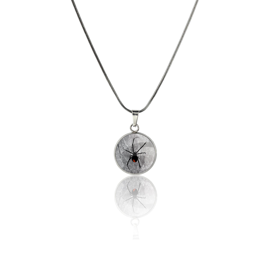 REDBACK XS CIRCLE PENDANT ON A CHAIN NECKLACE - MFY200S - on Satchel