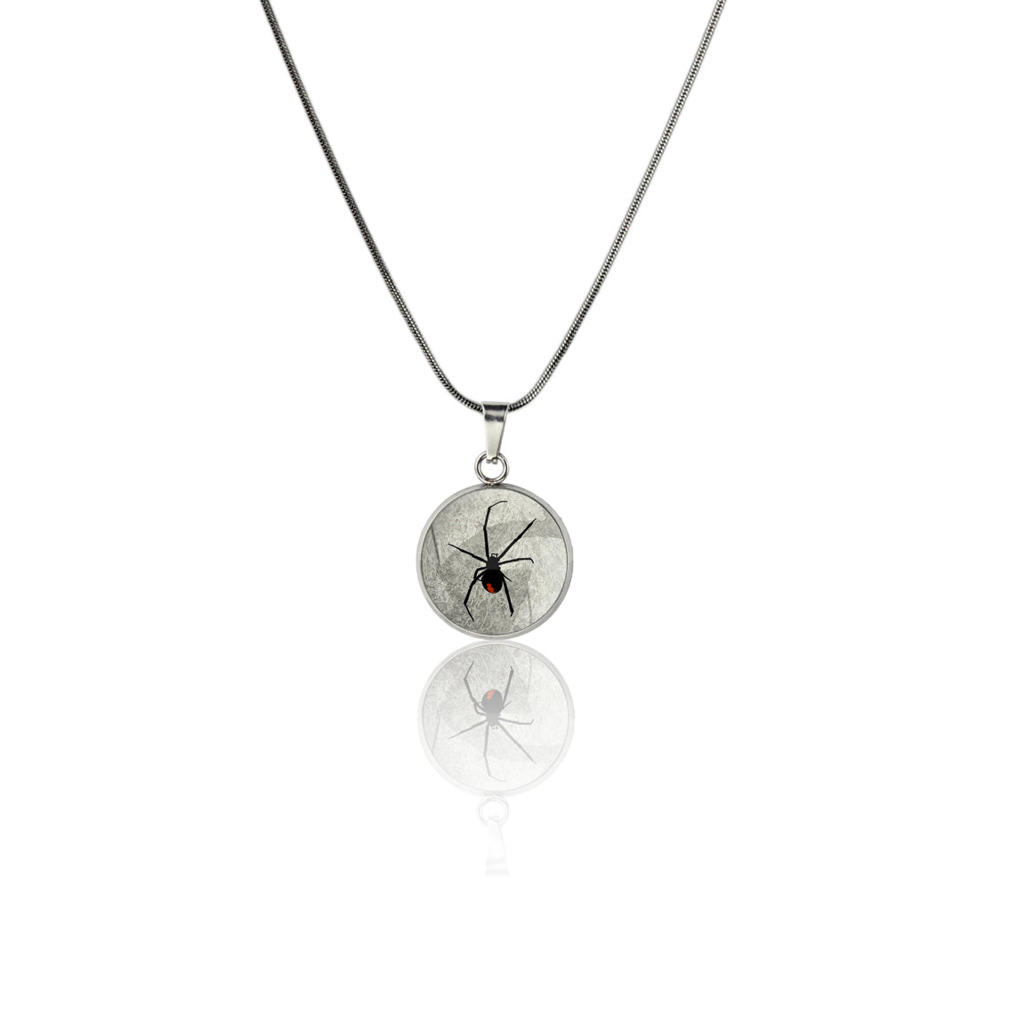 REDBACK XS CIRCLE PENDANT ON A CHAIN NECKLACE - MFY200S - on Satchel