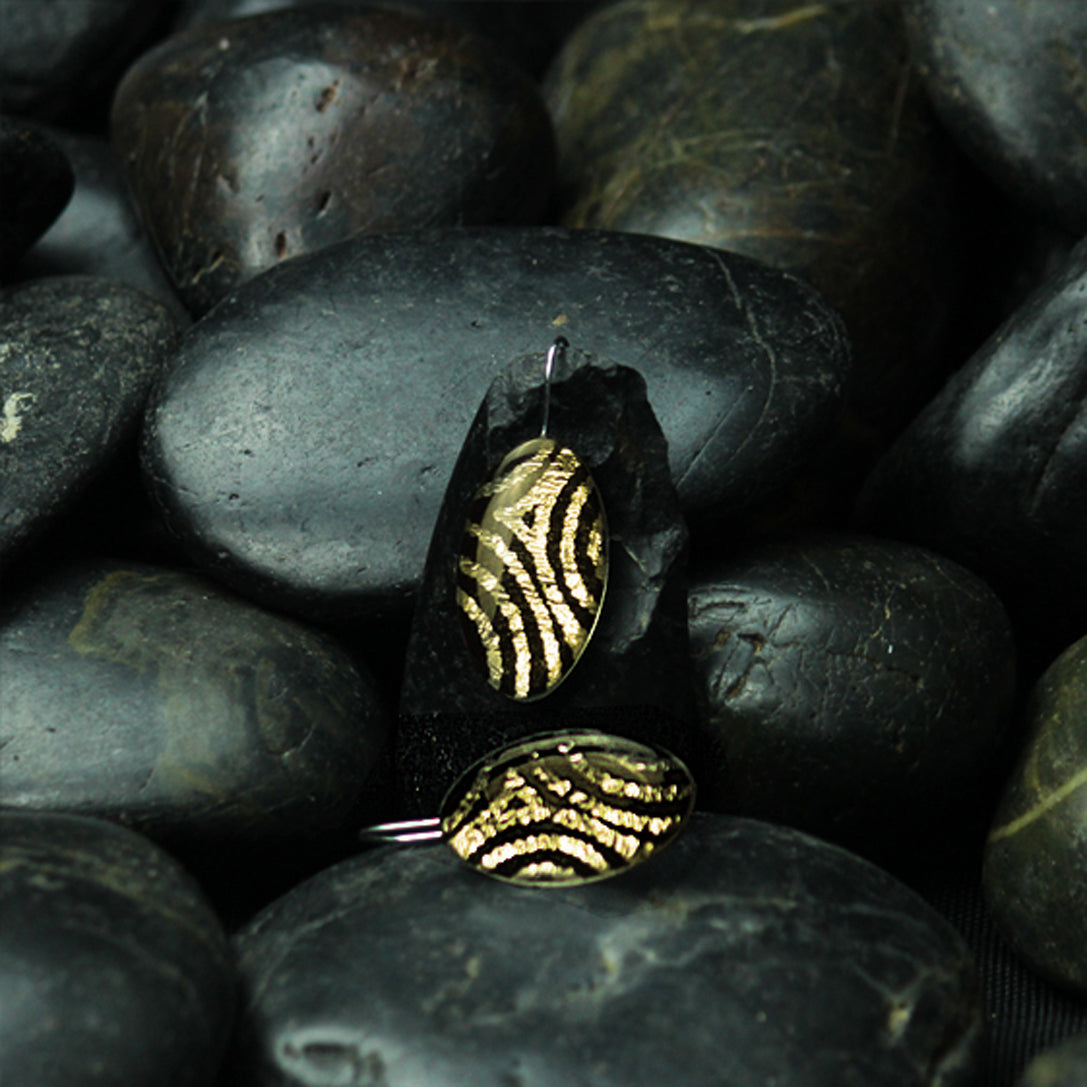 SARAH GOLD AND BLACK DANGLE DROP OVAL EARRINGS - D108