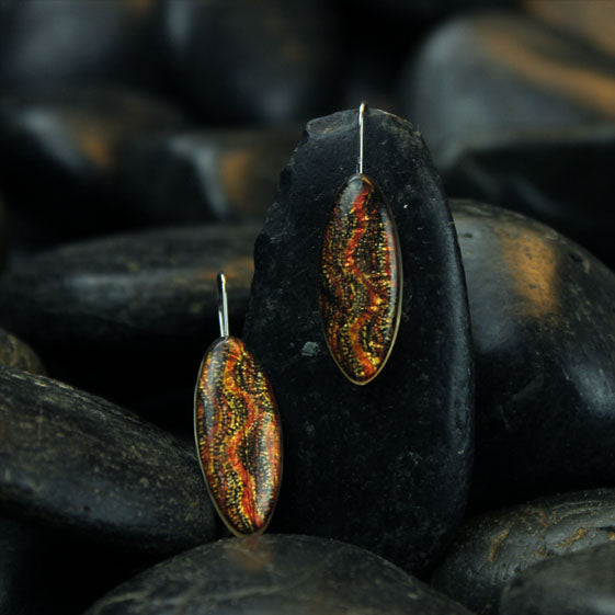 SARAH ORANGE NATIVE DANGLE DROP NARROW EARRINGS - D414