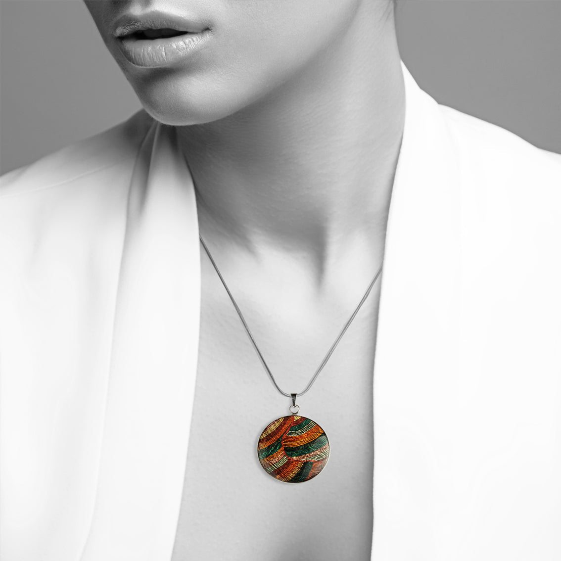 SELINA ORANGE CIRCLE PENDANT ON A CHAIN NECKLACE - SD027 - in Circle Box