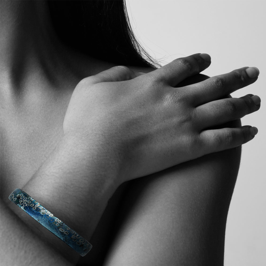 BRUSH BLUE ADJUSTABLE MINI  BRACELET - SD166