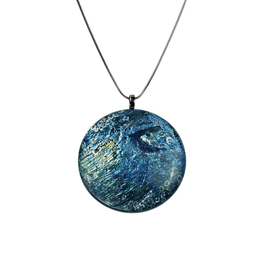BRUSH BLUE LARGE CIRCLE PENDANT ON A CHAIN NECKLACE - SD162