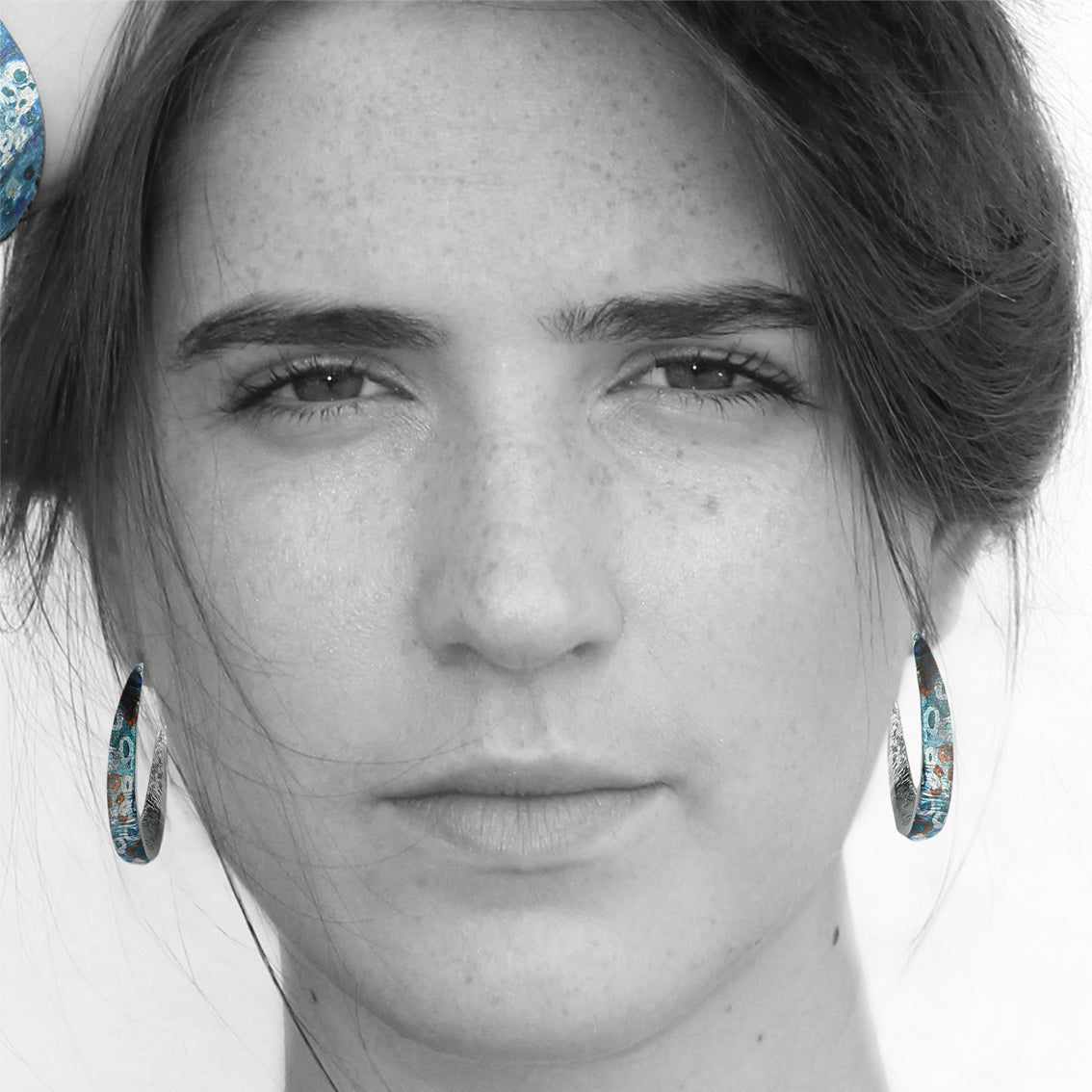 BRUSH BLUE STATEMENT LOOP EARRINGS - SD154