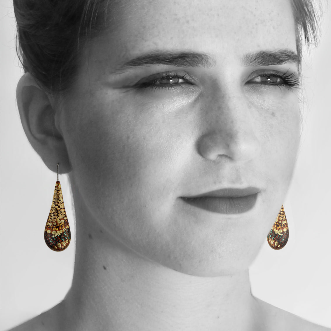 DANDLE DROP TESS LARGE ORANGE EARRINGS - SD175