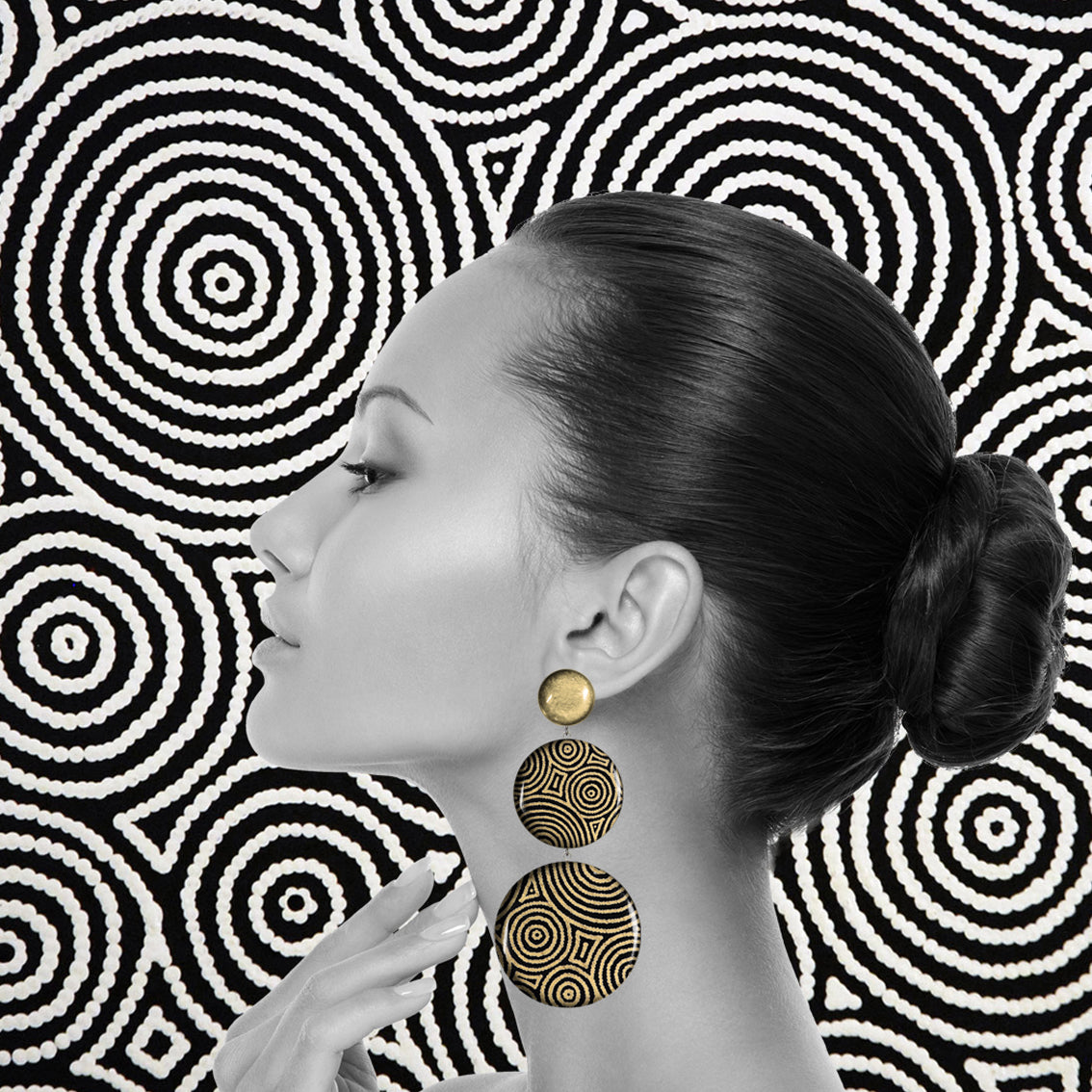 SARAH TRIPLE DISC STATEMENT EARRINGS - ST046