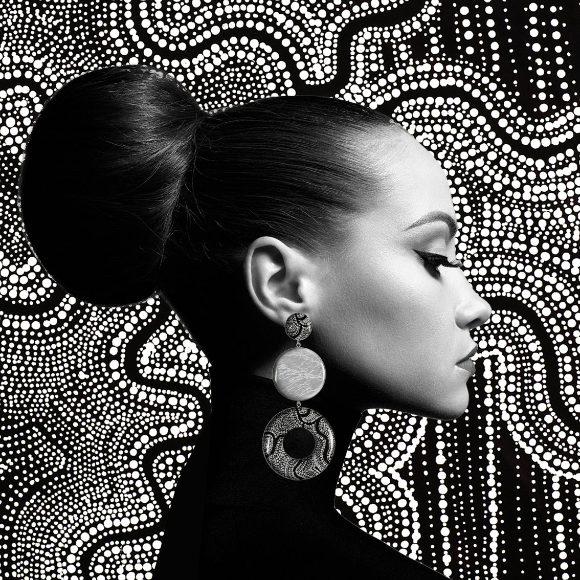 ATHENA TRIPLE OPEN  DISC STATEMENT EARRINGS - ST052