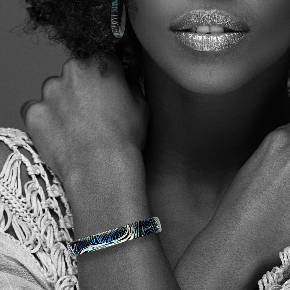 WENDY BLUE ADJUSTABLE MINI  BRACELET - SD119