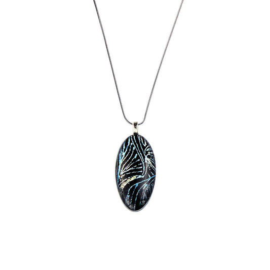 WENDY BLUE NARROW OVAL PENDANT ON A CHAIN NECKLACE - SD113
