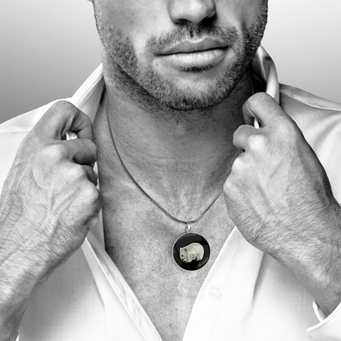 WOMBAT CIRCLE PENDANT ON A CHAIN NECKLACE - MFY249 - in Circle Box