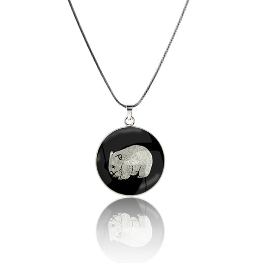 WOMBAT CIRCLE PENDANT ON A CHAIN NECKLACE - MFY249 - in Circle Box