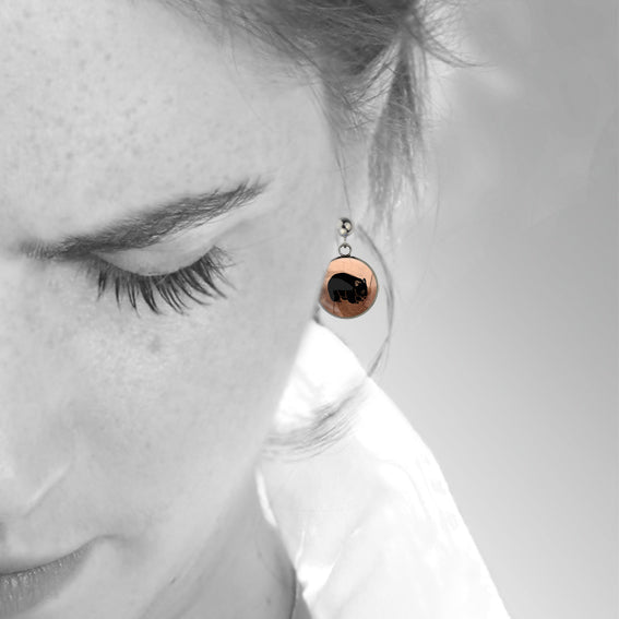 WOMBAT DANGLE DROP CIRCLE EARRINGS - MFY247 - in Circle Box