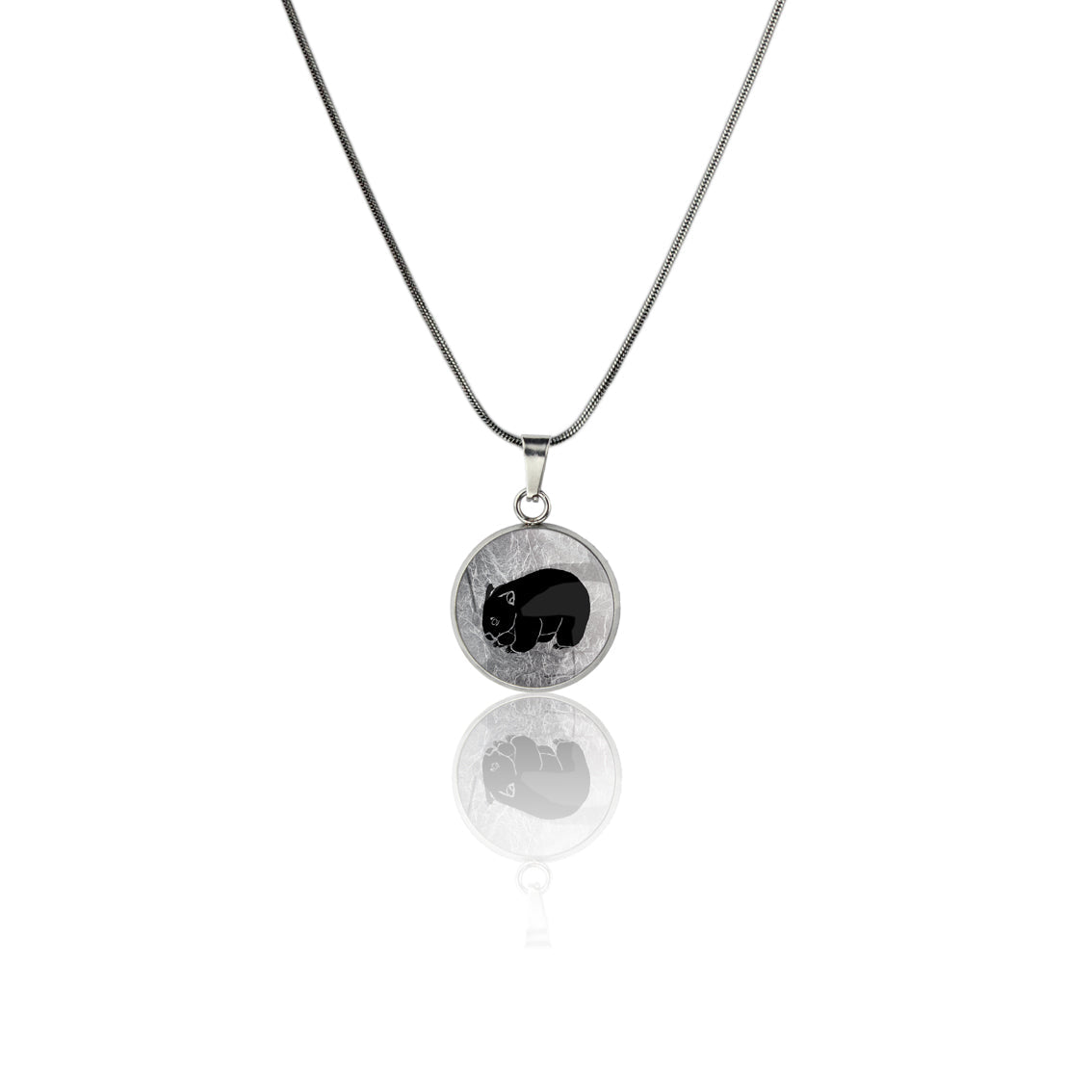WOMBAT XS CIRCLE PENDANT ON A CHAIN NECKLACE - MFY248 - in Circle Box