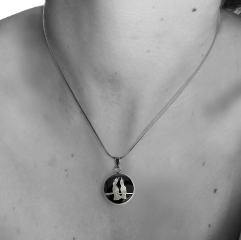 COCKATOO COUPLE XS CIRCLE PENDANT ON A CHAIN NECKLACE - MFY229S - on Satchel